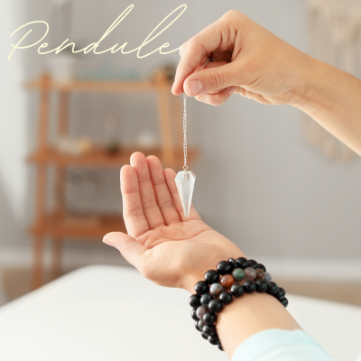 Formation pratique pour apprendre à utiliser un pendule et s'initier à la radiesthésie avec Séverine Holistique près de Rennes.